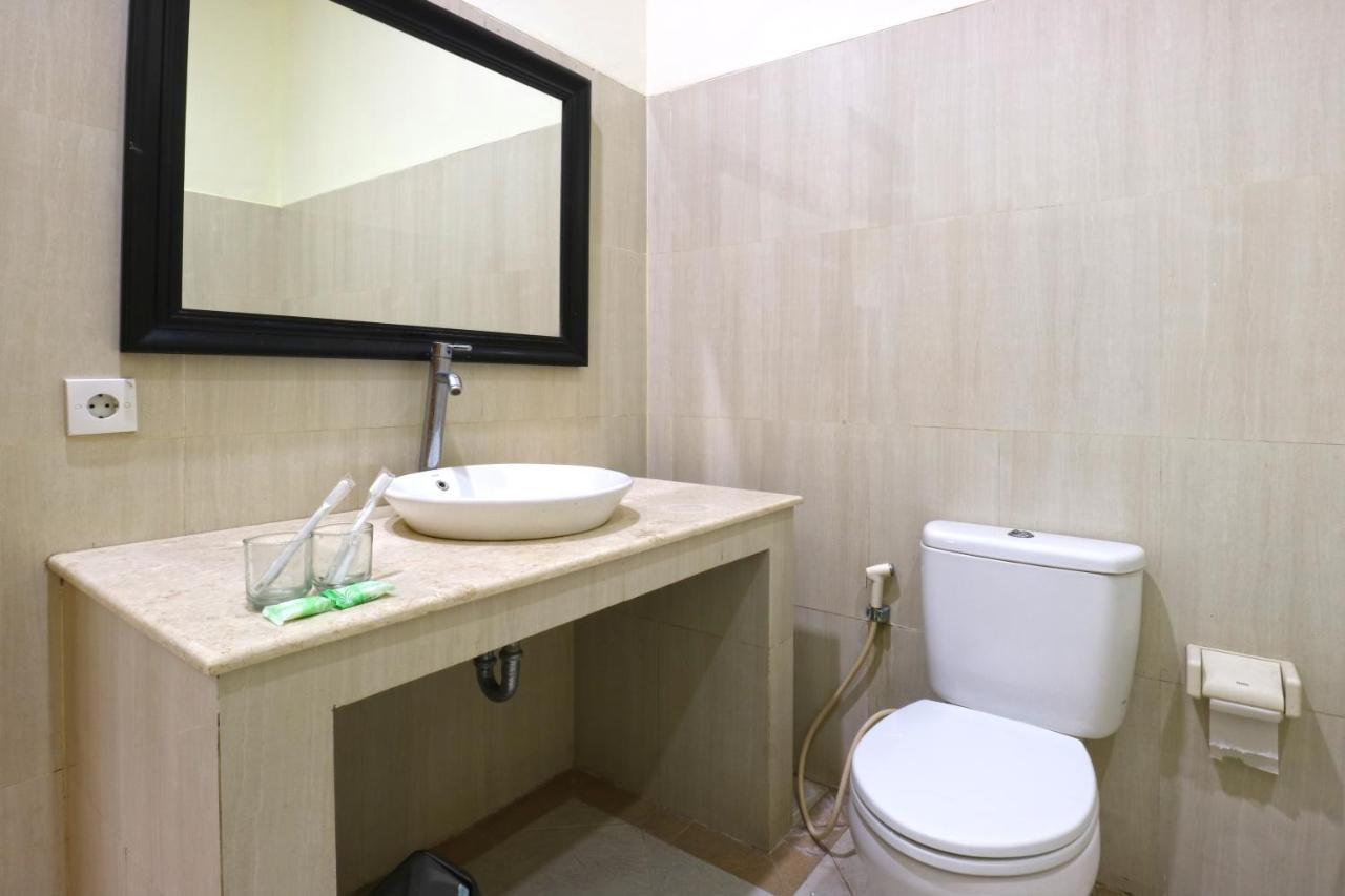 Prima Inn Kuta  Ngoại thất bức ảnh